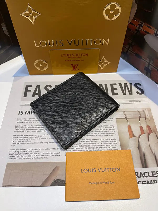 بوك لويس فيتون 319 محافظ louis vuitton bags