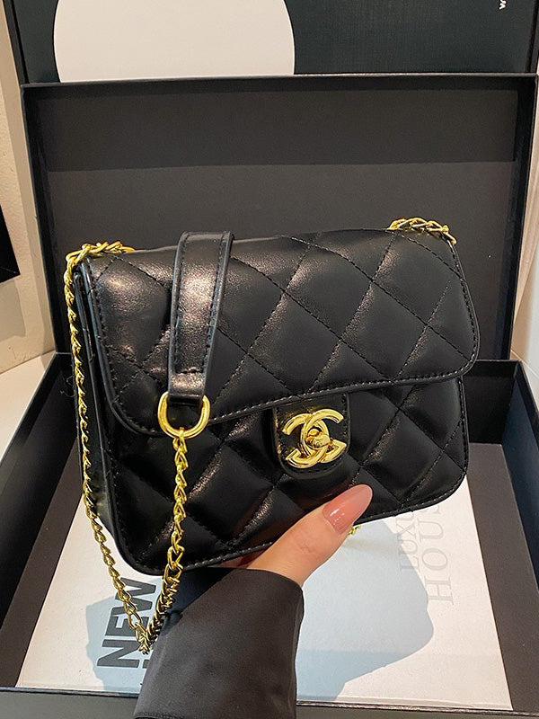 شنطة صغيره مستوحى من شانيل شنط وحقائب chanel