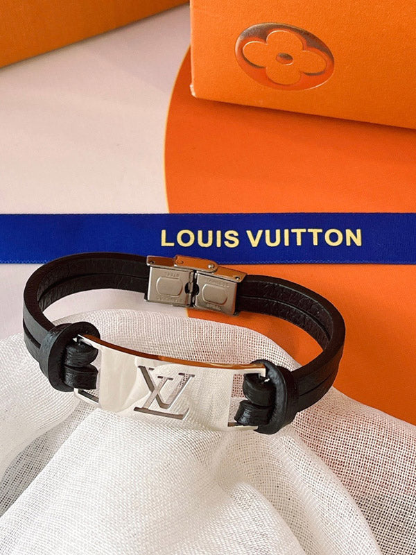 اسوارة ال في جلد رجالي اسواره louis vuitton