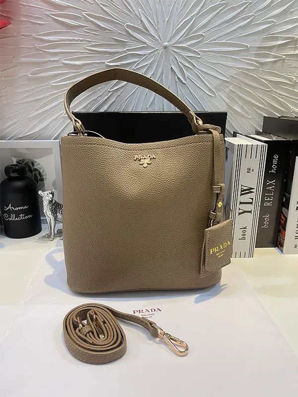 شنطة برادا بيج شنط وحقائب brada bags