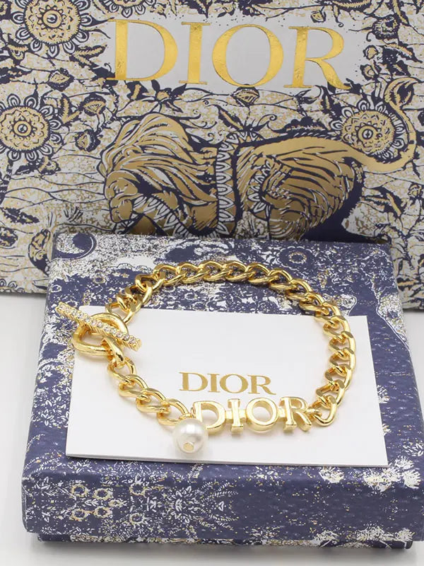 اساور ديور نيو شيب لوقو اسواره dior