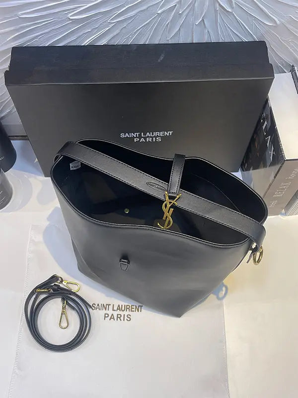 شنطة ايف سان لوران عريضه مقاس كبير شنط وحقائب ysl bag