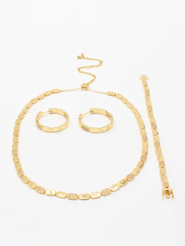 طقم اي بي ام الجديد ماستر ذهبي اطقم APM