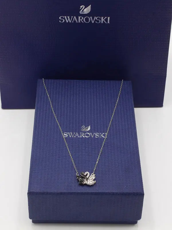 سلسال سواروفسكي الجديد صغير لوقو سلسال Swarovski