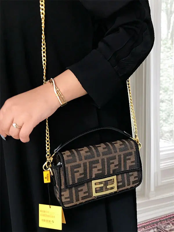 شنطة فندي صغيره شنط وحقائب fendi bags