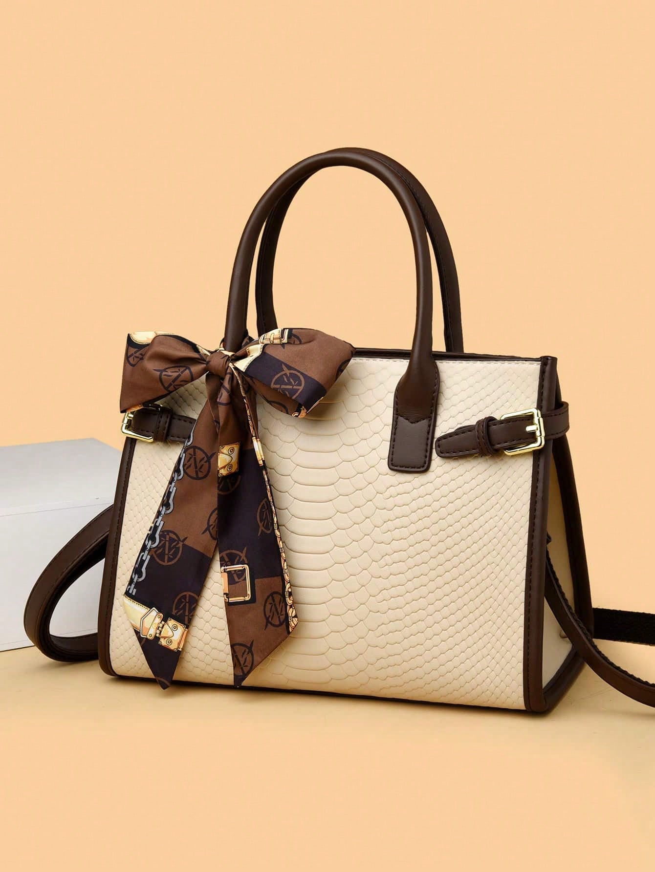 حقيبة بيج انيقة حجم كبير شنط وحقائب شنط