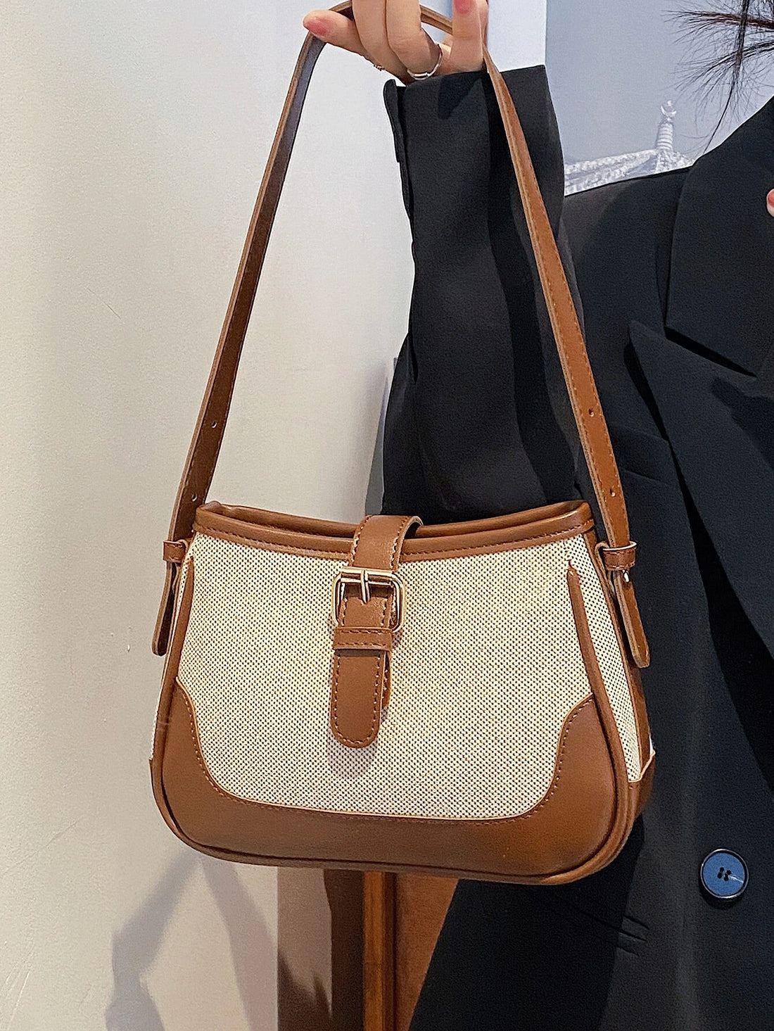 حقيبة كتف بتصميم عتيق شنط وحقائب شنط