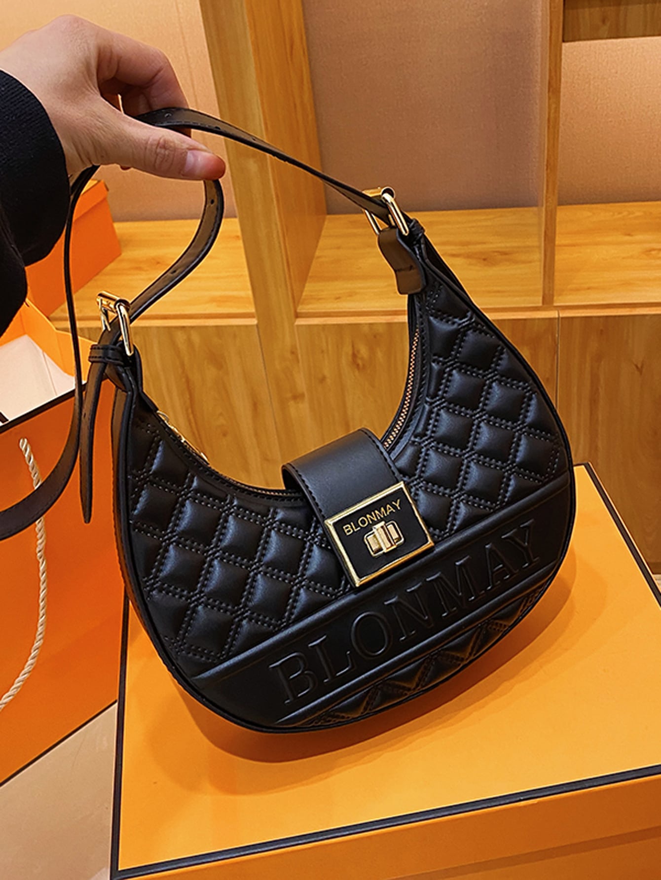 حقيبة هوبو منقوش شنط وحقائب شنط