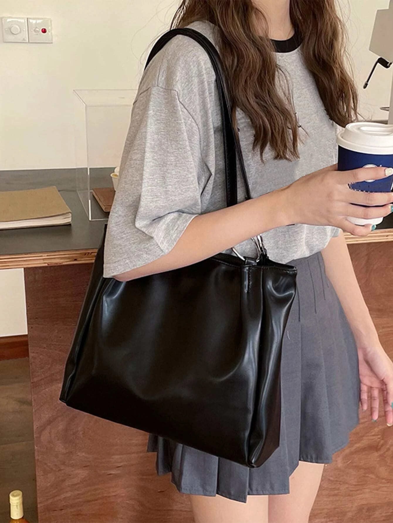 حقيبة كتف ديكور دائري شنط وحقائب شنط اسود