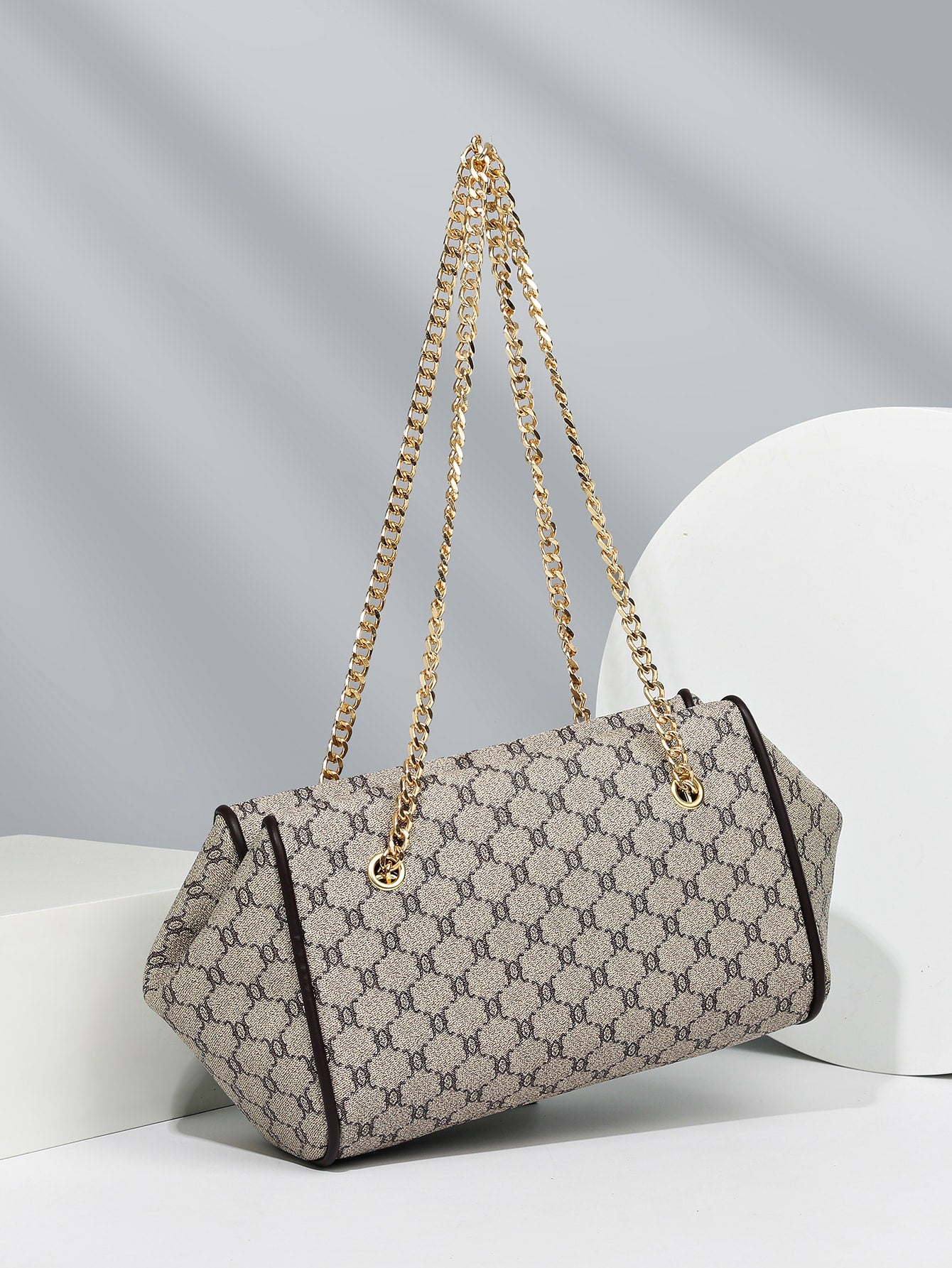 حقيبة يد هندسية بيج شنط وحقائب شنط