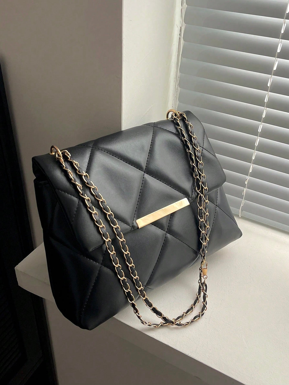 حقيبة مربعة معدني سلسلة شنط وحقائب شنط