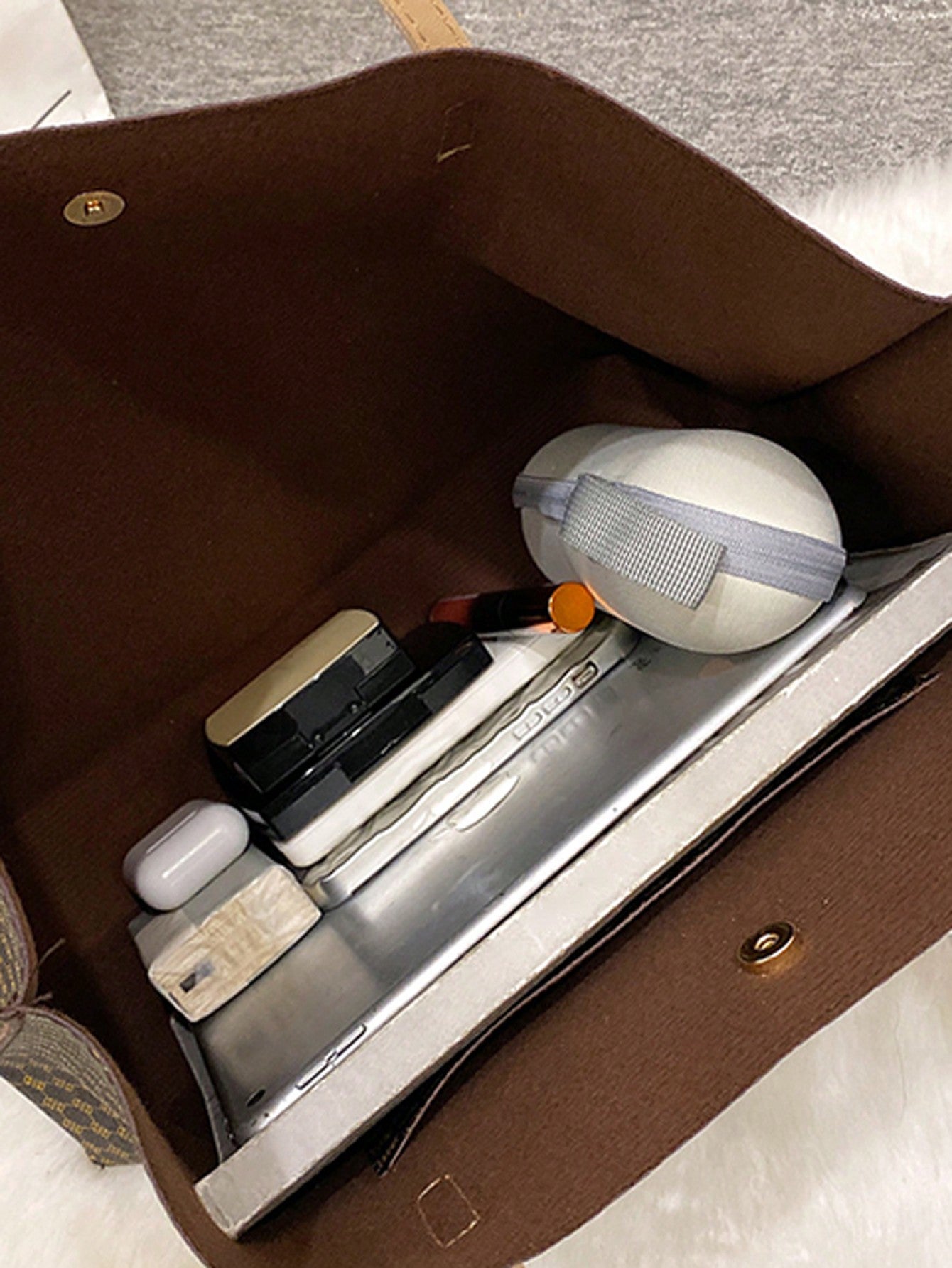 حقيبة نسائية عصرية جديدة بسعة كبيرة شنط وحقائب شنط