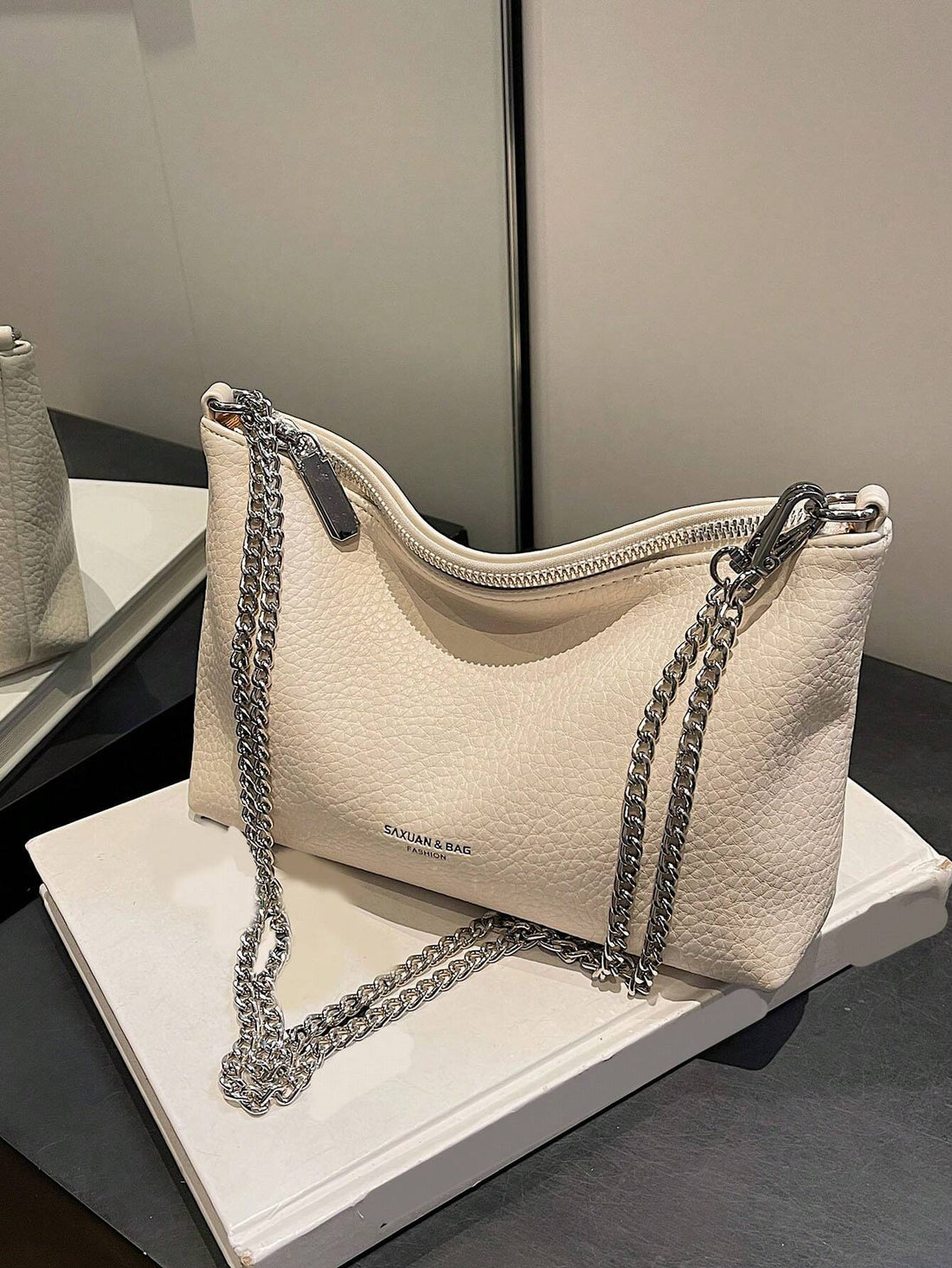 حقيبة بطباعة حروف جلد شنط وحقائب شنط