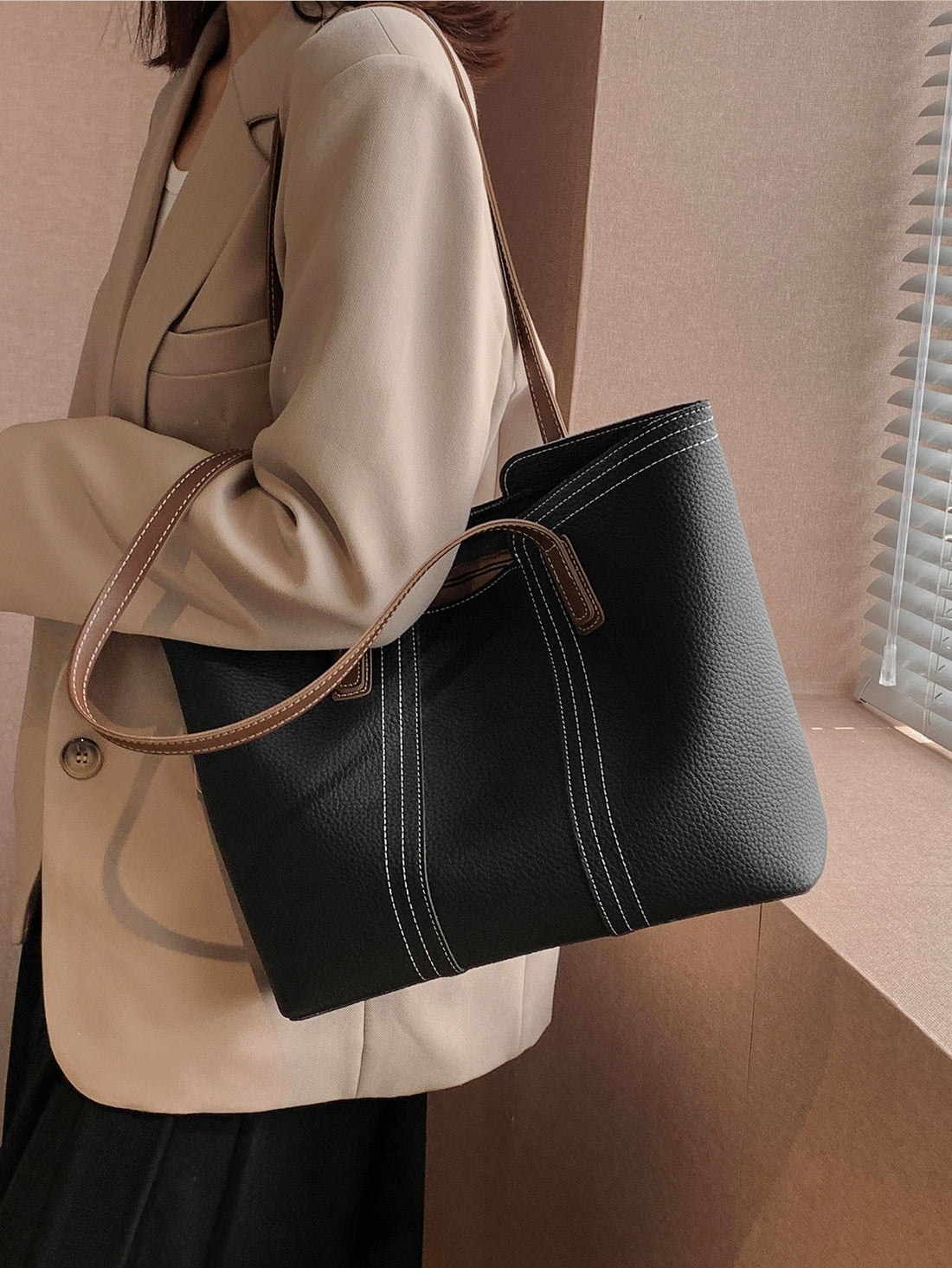 حقيبة كتف منقوشة شنط وحقائب شنط اسود