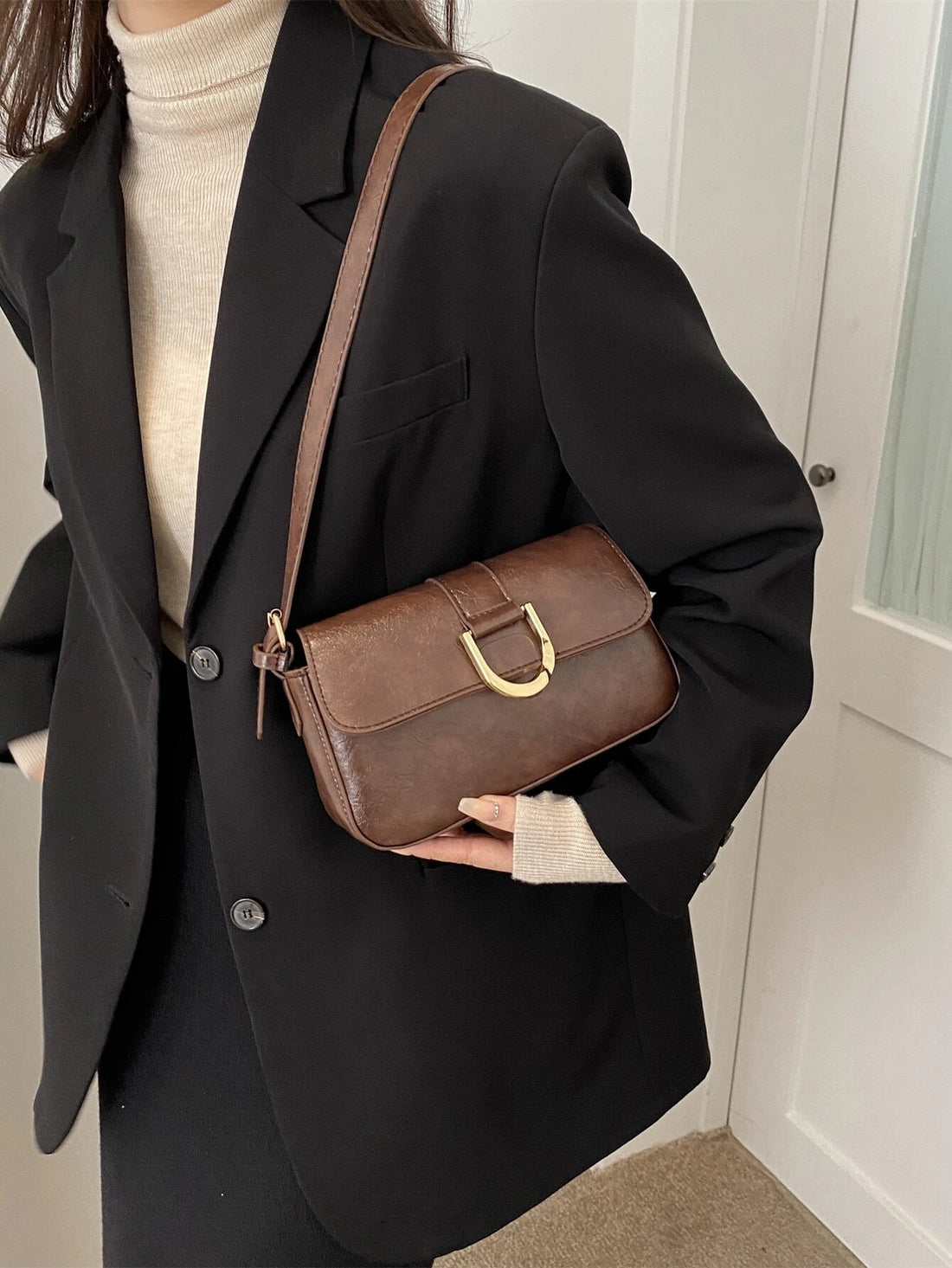 حقيبة مربعة قفل معدني جلد صناعي شنط وحقائب شنط بني