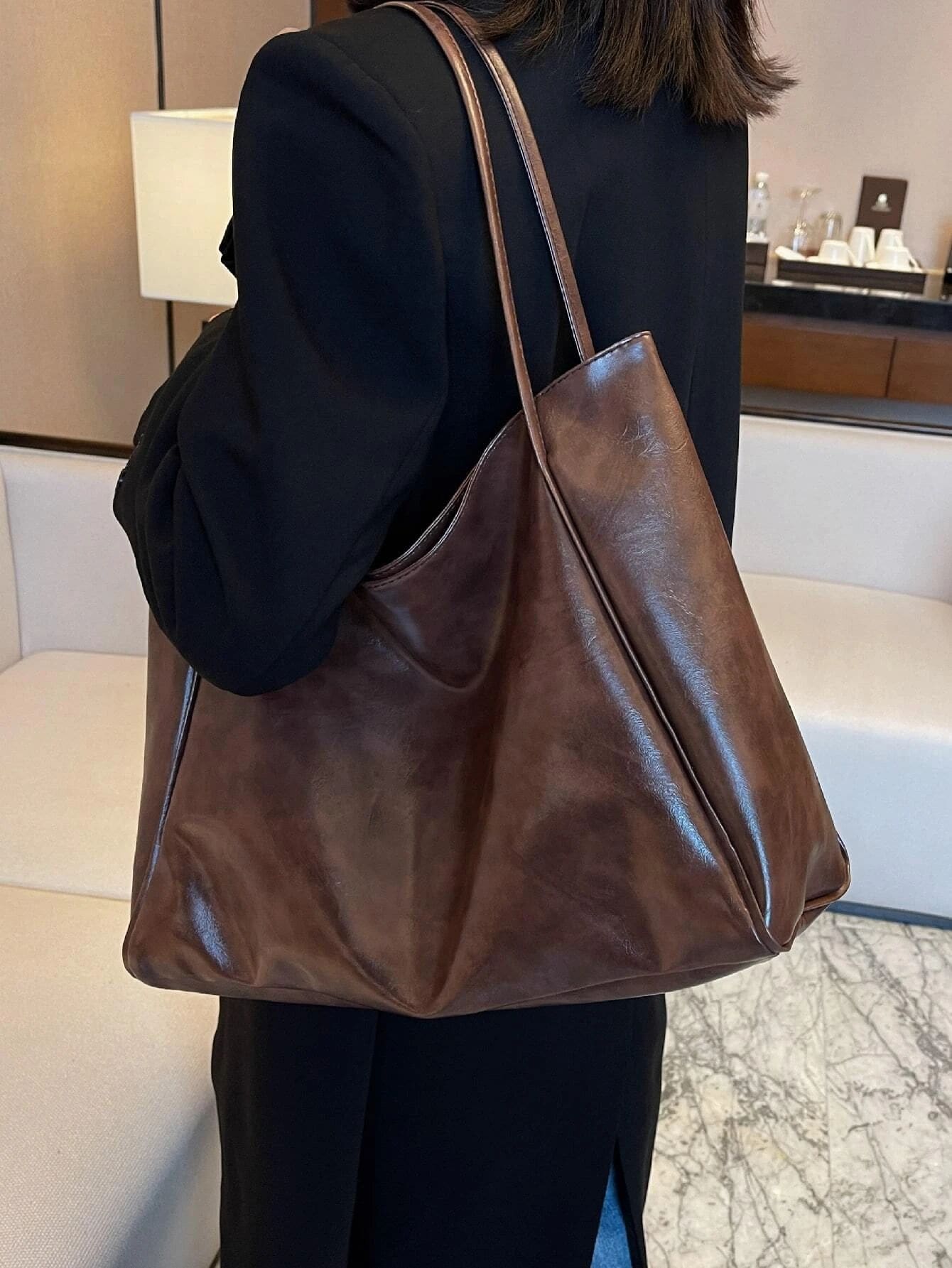 شنطة كتف خفيفه شنط وحقائب شنط