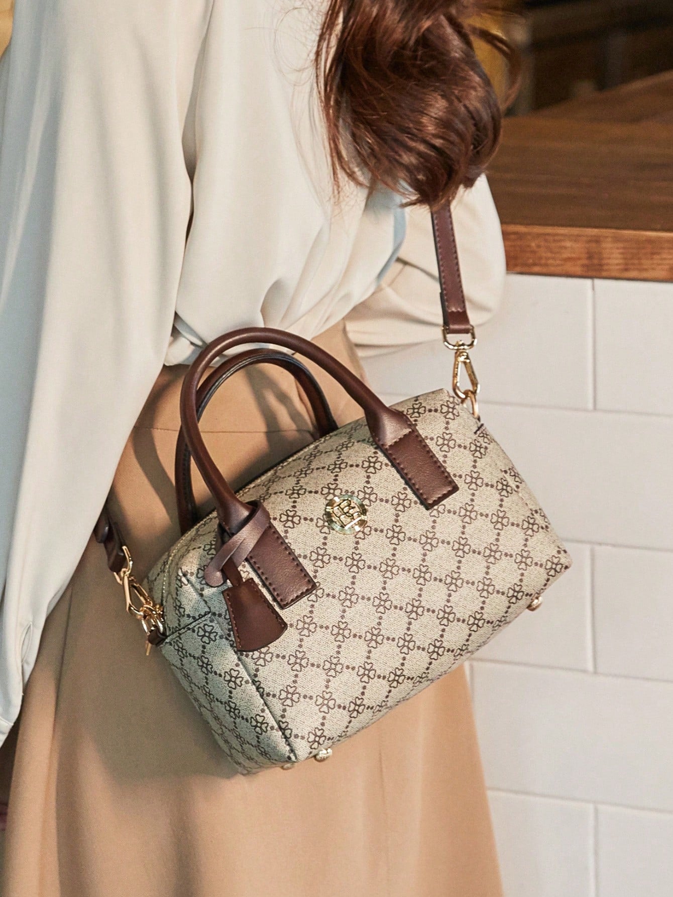 حقيبة يد أنيقة للنساء بيج شنط وحقائب شنط