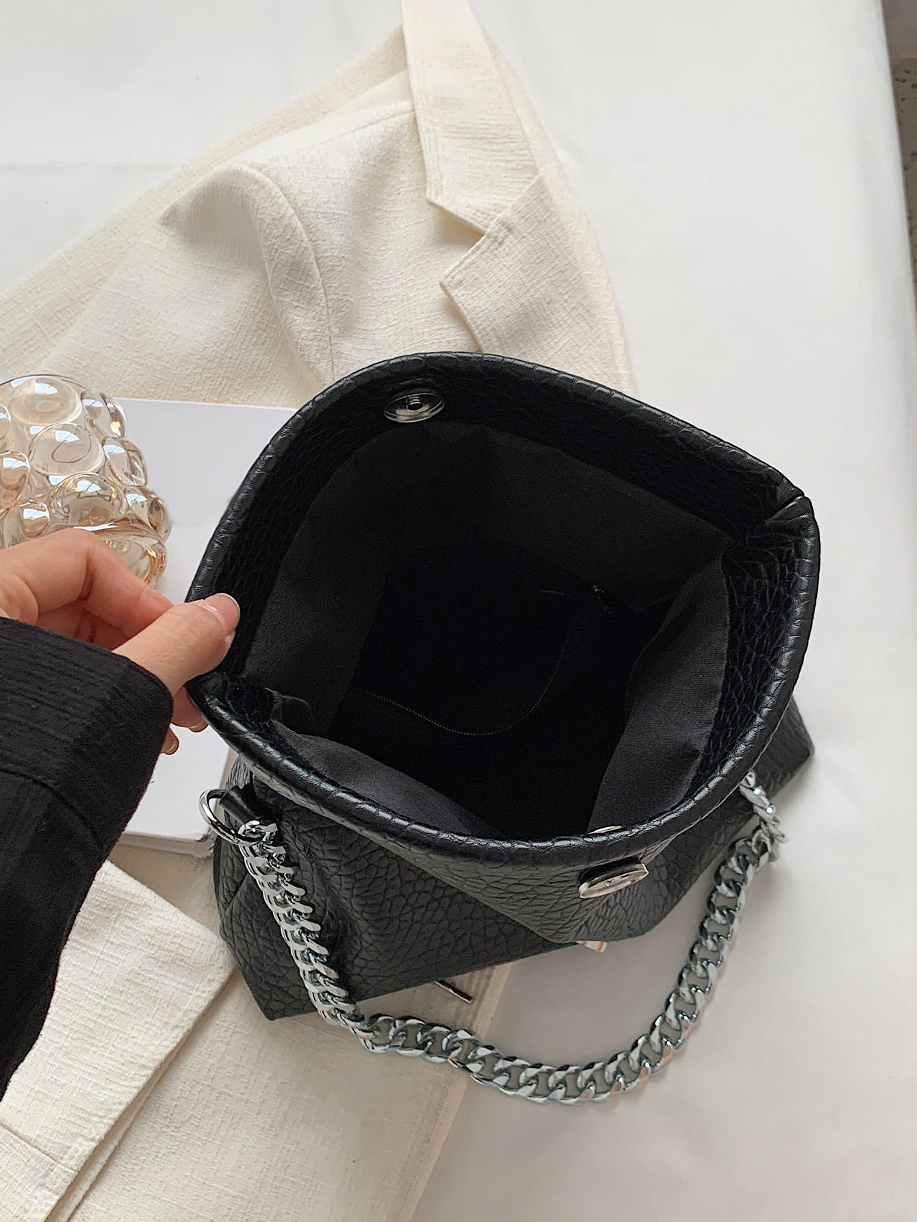 حقيبة كتف نسائية حجم وسط شنط وحقائب شنط