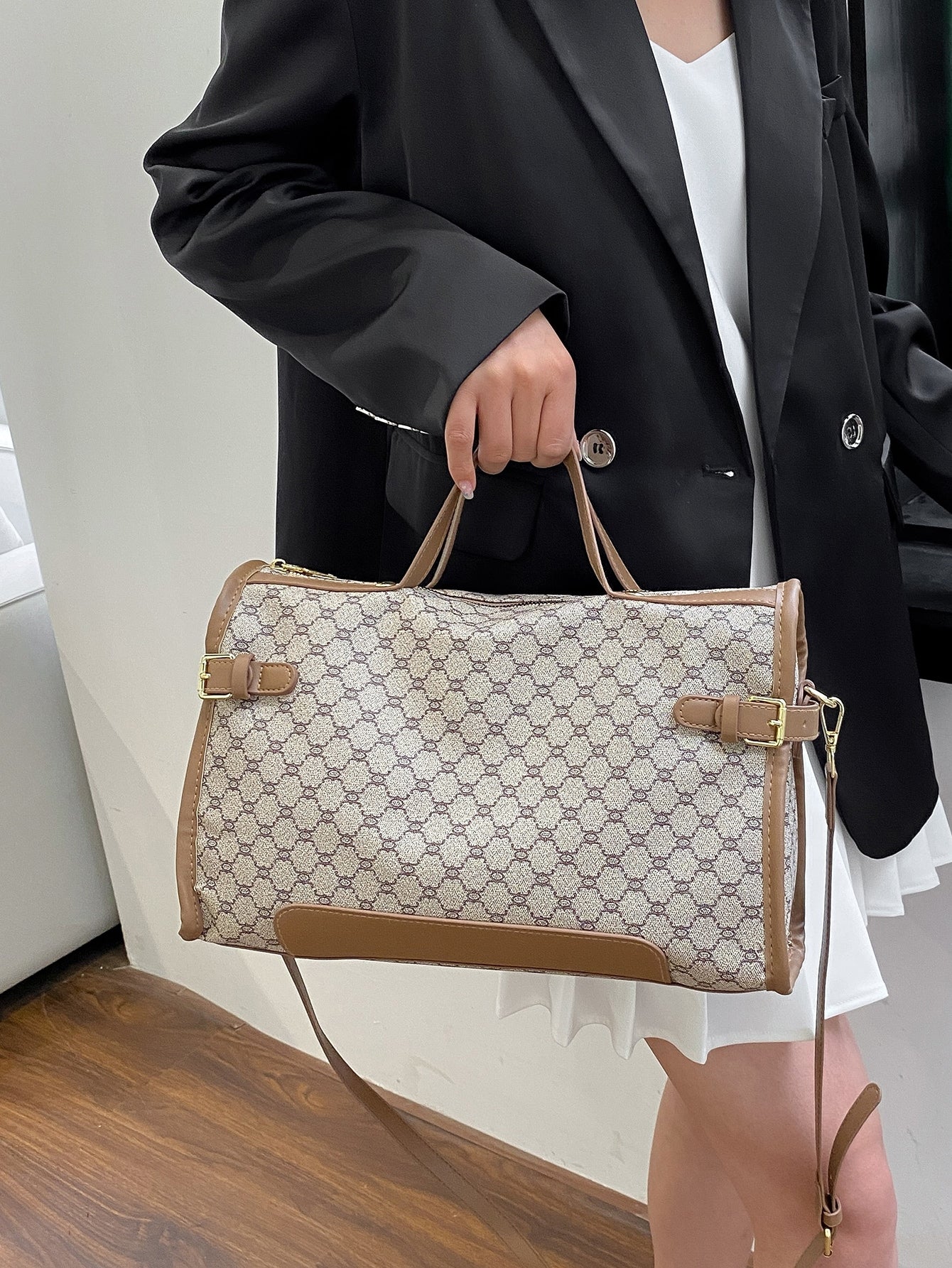 حقيبة يد كبيره بيج شنط وحقائب شنط بيج