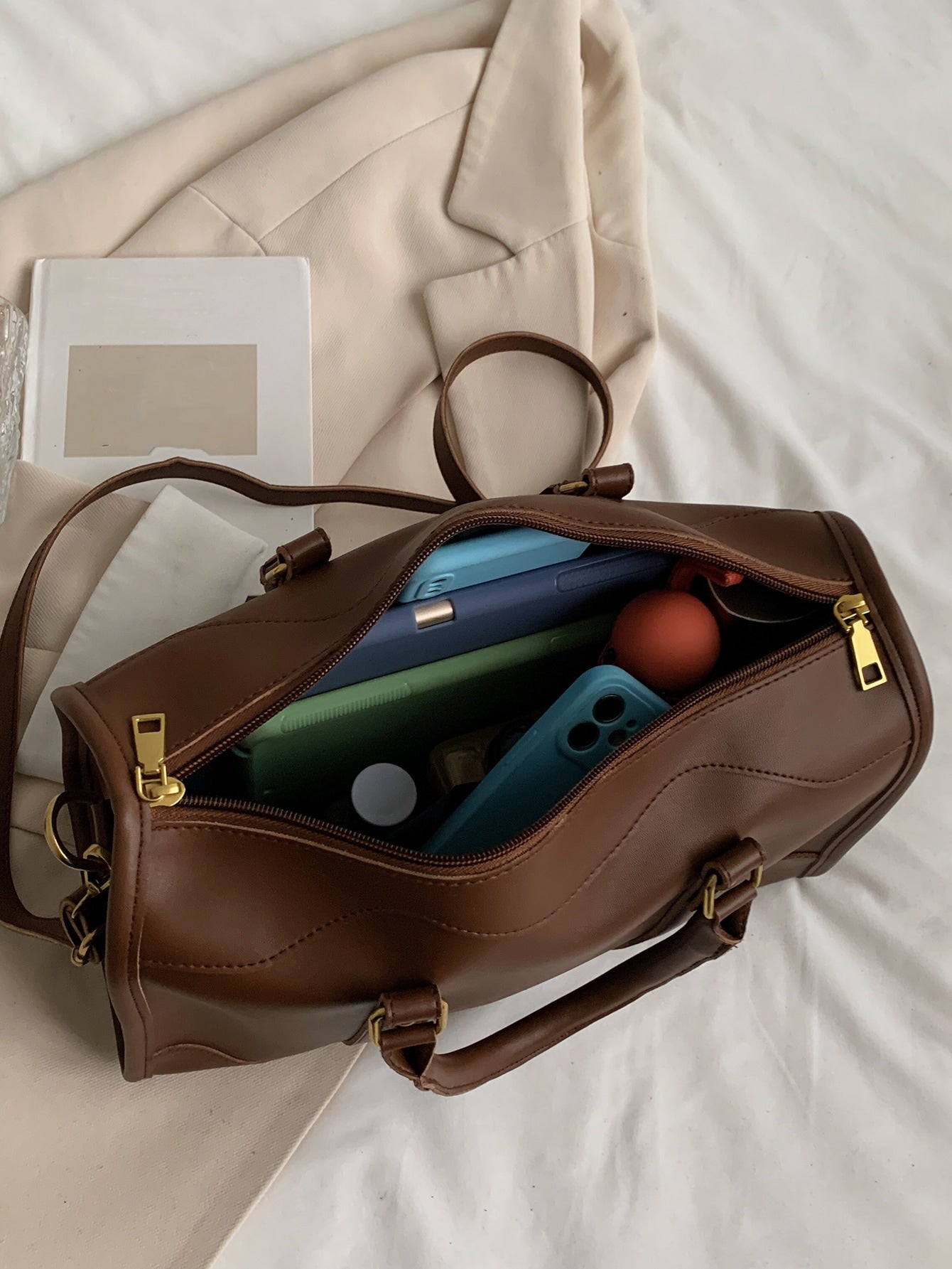 حقيبة الدفيل نسائي شنط وحقائب شنط