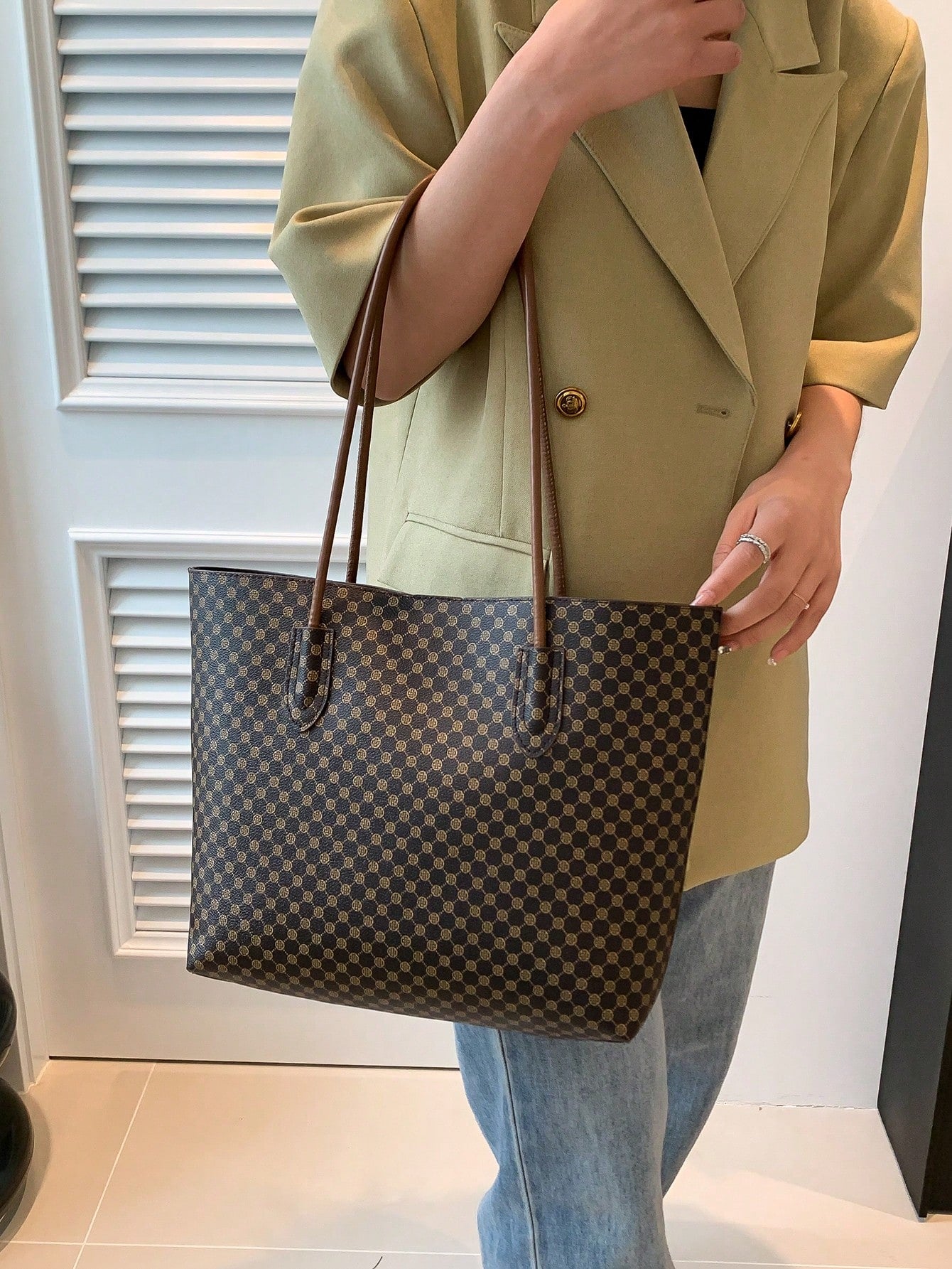 حقيبة كتف بنقش مقبض مزدوج شنط وحقائب شنط