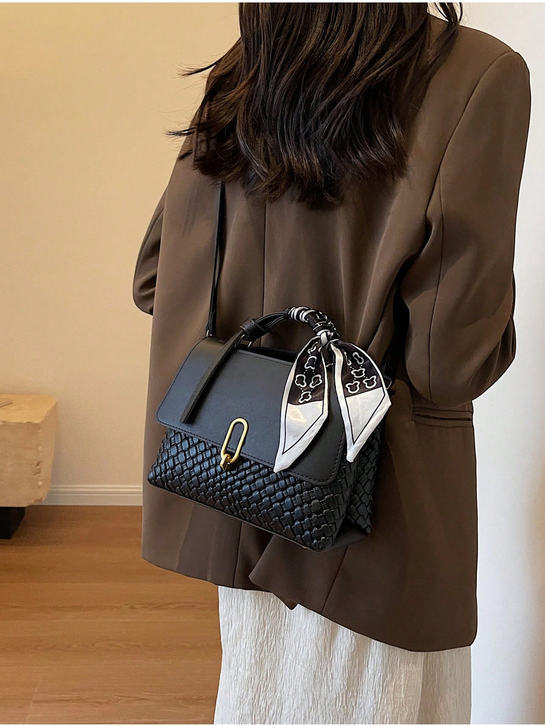 حقيبة كتف محبوكة كلاسيكية شنط وحقائب شنط