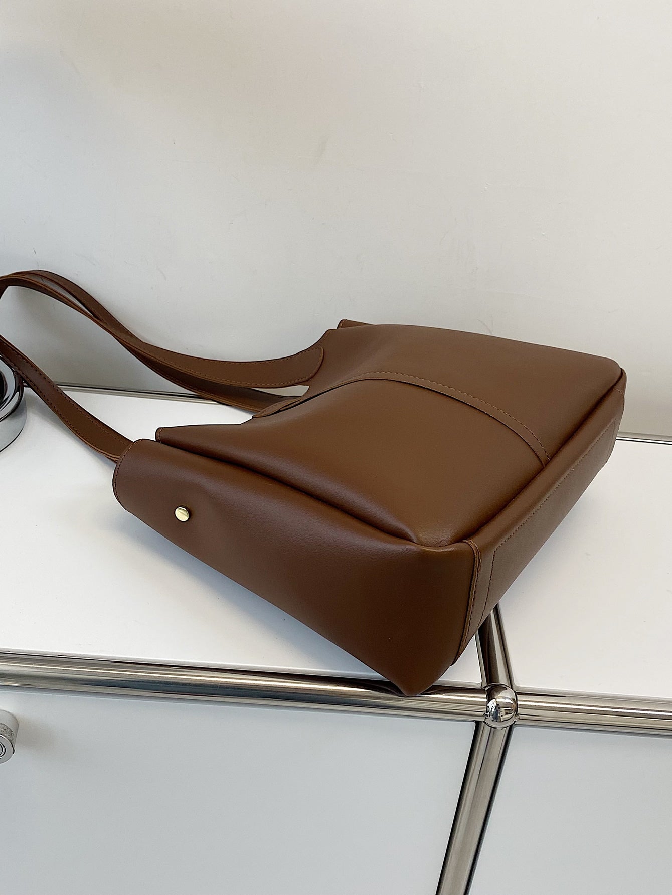 شنطة كتف كبيرة مطرزة شنط وحقائب شنط