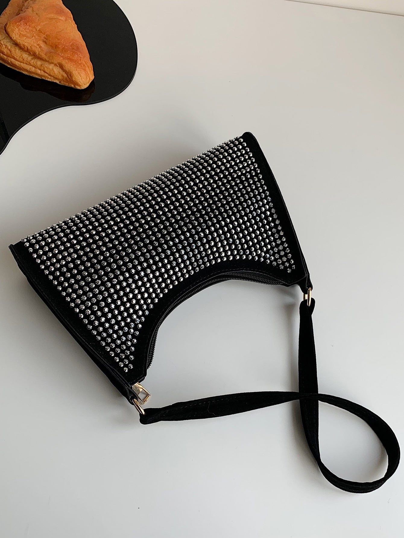 حقيبة باغيت مرصعه اسود شنط وحقائب شنط