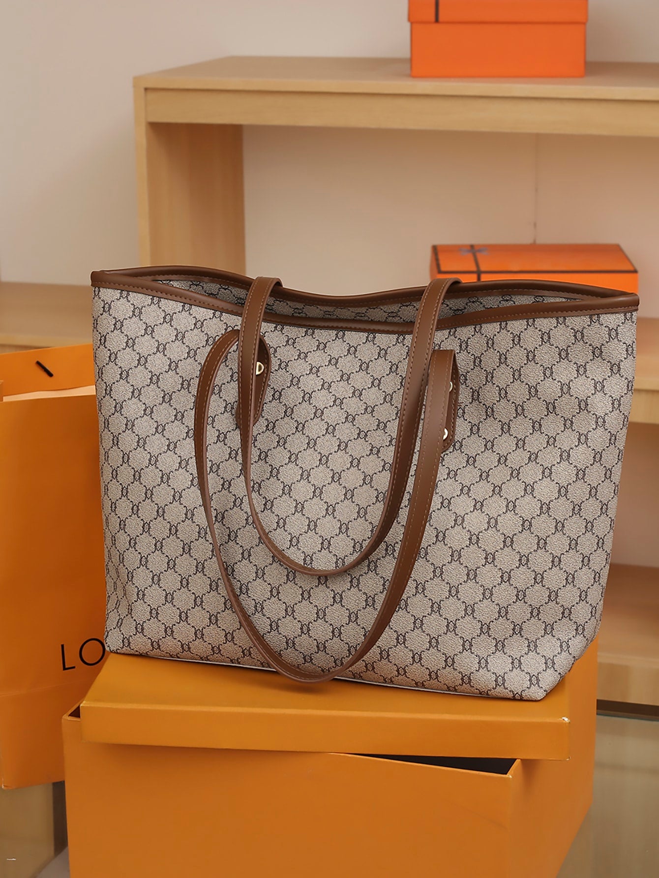 حقيبة كبيره بيج للجامعه شنط وحقائب شنط