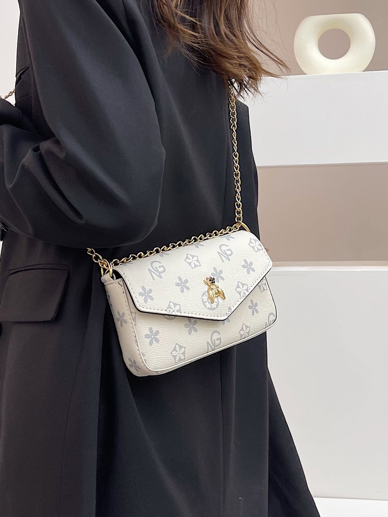 حقيبة صغيره انيقه اسود شنط وحقائب شنط