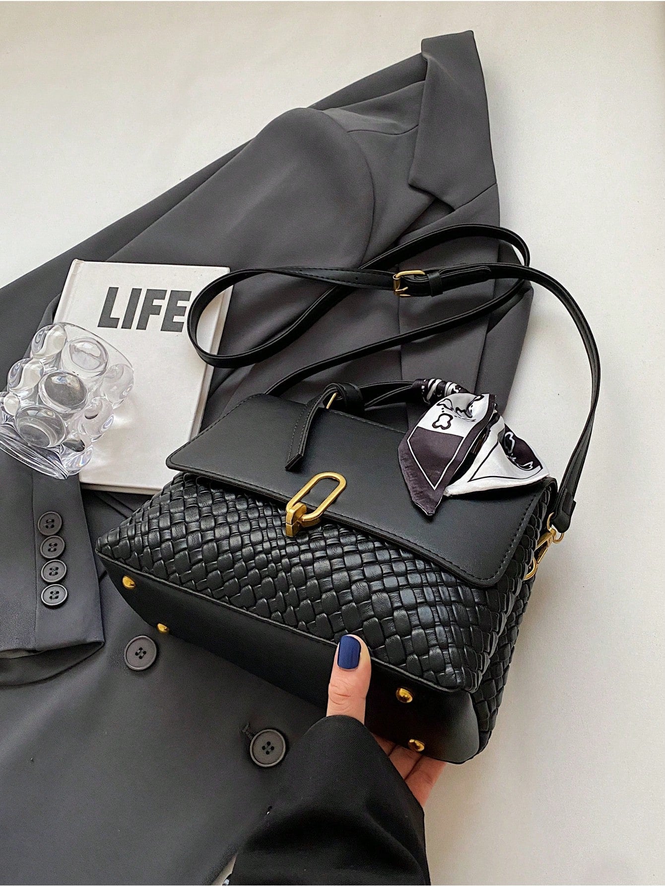 حقيبة كتف محبوكة كلاسيكية شنط وحقائب شنط