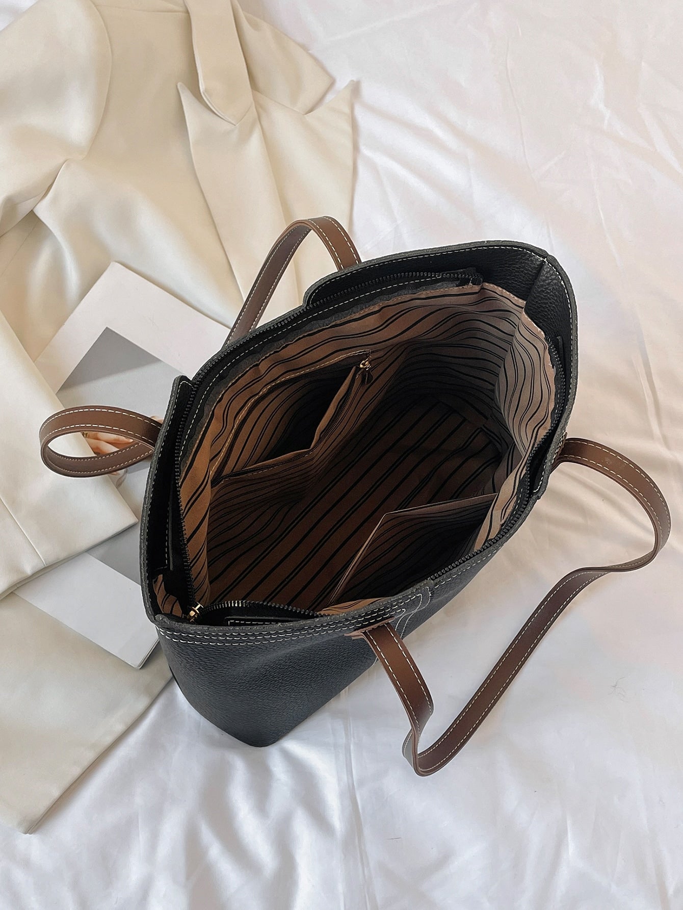 حقيبة كتف منقوشة شنط وحقائب شنط