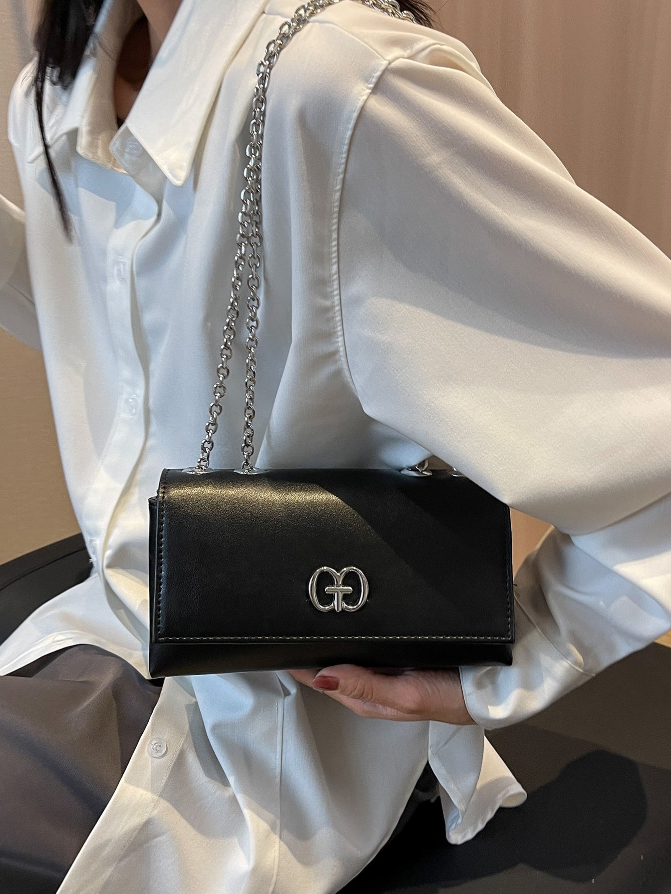 حقيبة مربعة ميني معدني شنط وحقائب شنط