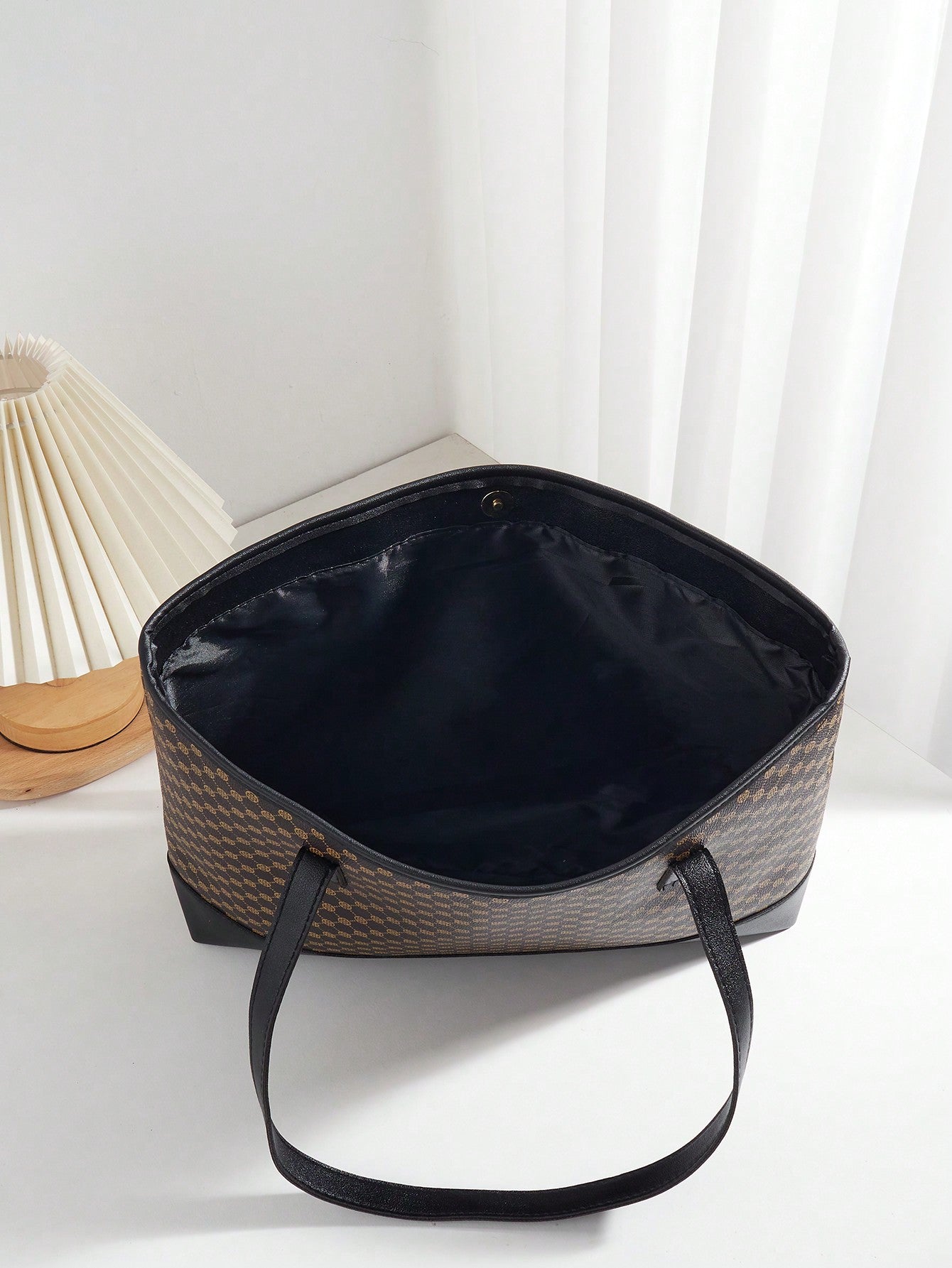 حقيبة حمل كبيرة السعة بنية شنط وحقائب شنط