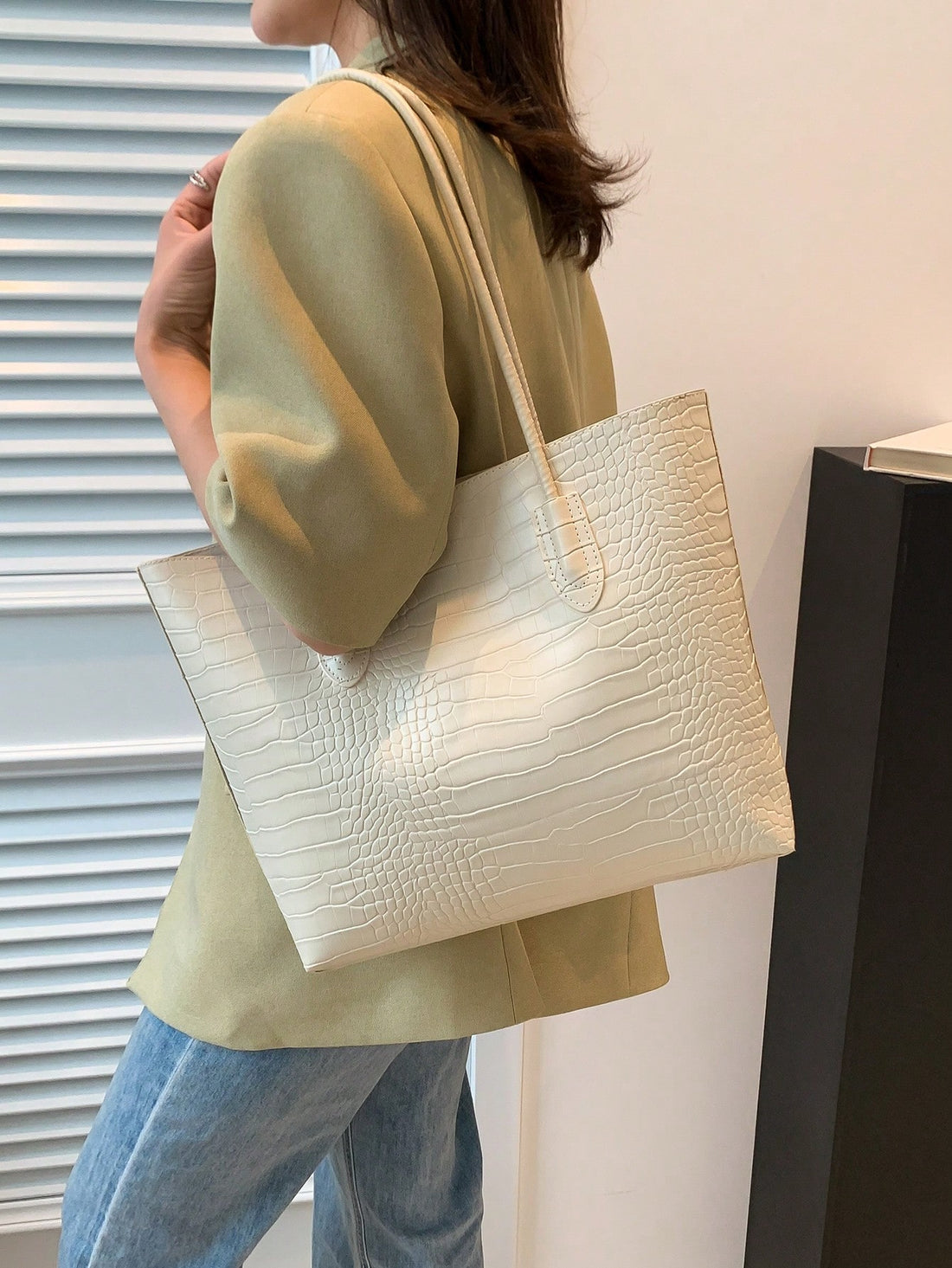 حقيبة كتف بنقش مقبض مزدوج شنط وحقائب شنط