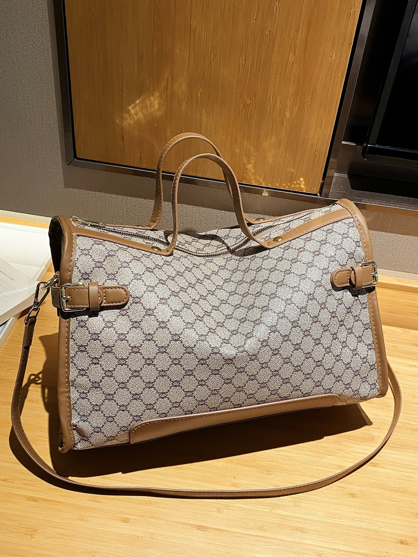 حقيبة يد كبيره بيج شنط وحقائب شنط