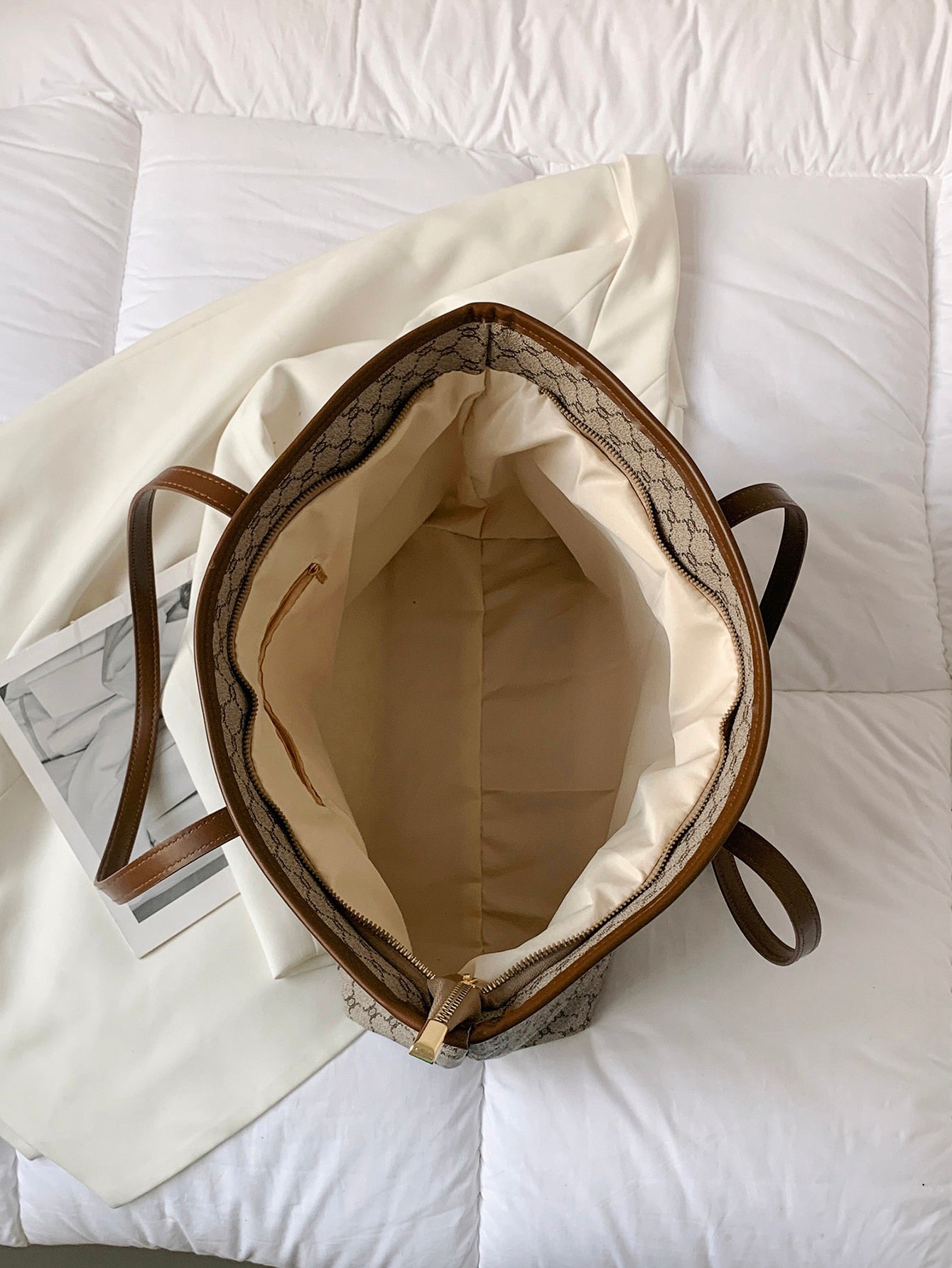 حقيبة كبيره بيج للجامعه شنط وحقائب شنط