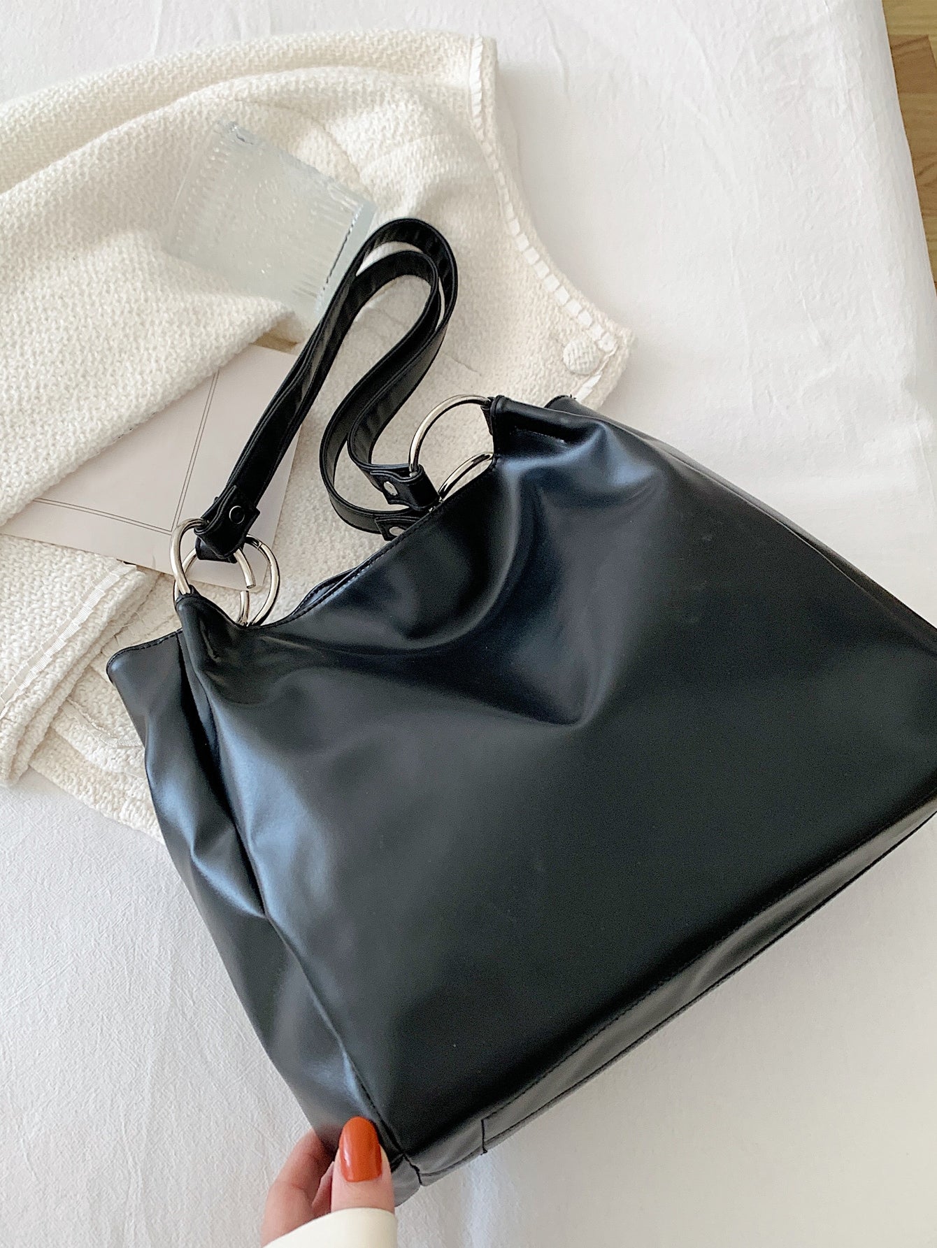 حقيبة كتف ديكور دائري شنط وحقائب شنط