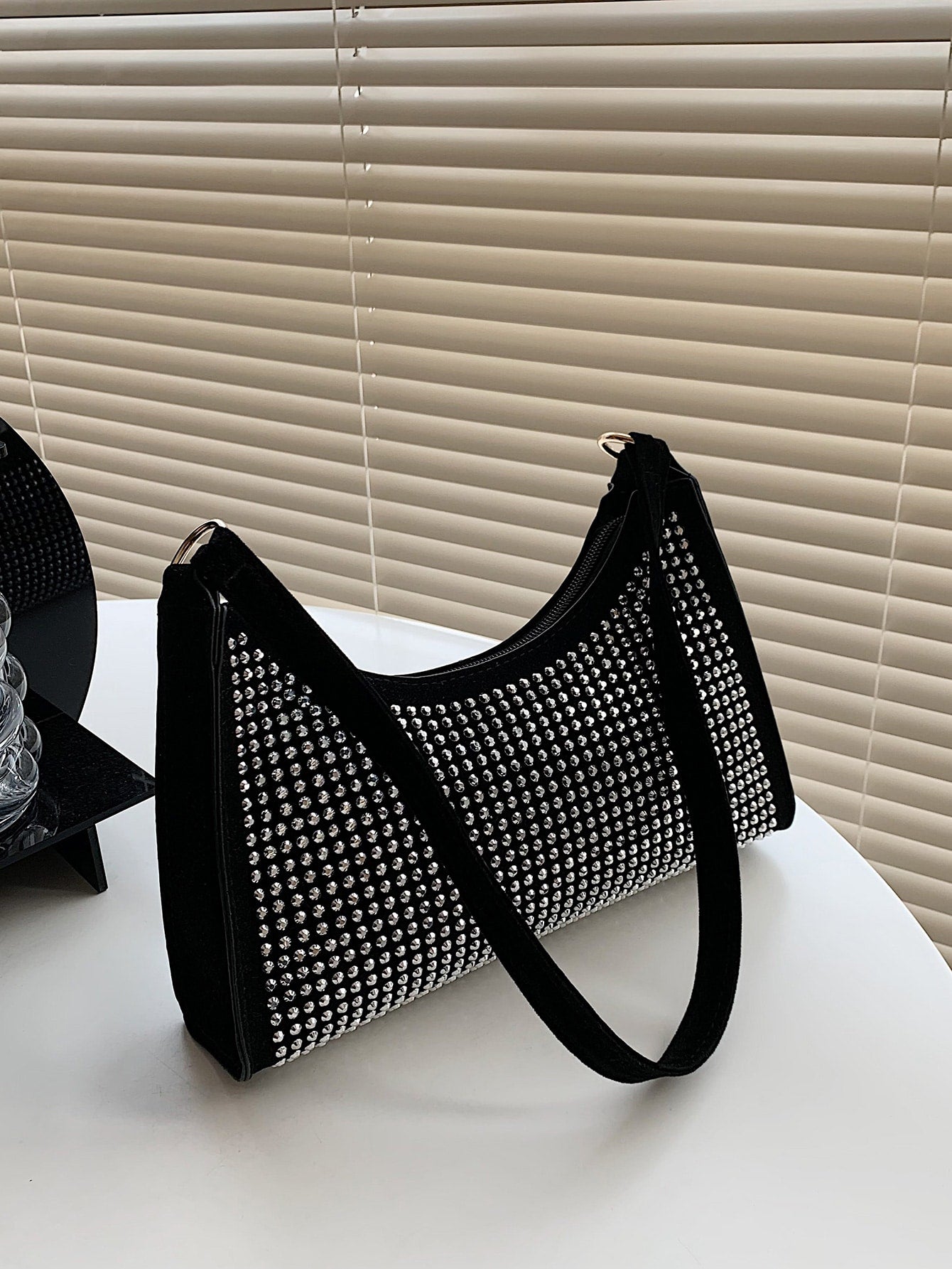 حقيبة باغيت مرصعه اسود شنط وحقائب شنط