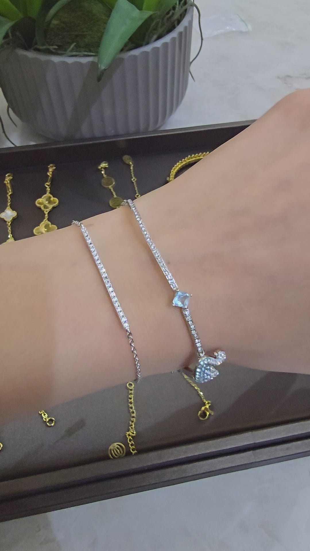 اساور سواروفسكي سوان تركواز اسواره Swarovski