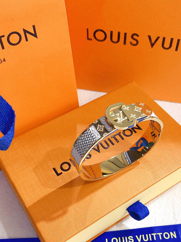 اسوارة لويس فيتون عريضه لوقو اسواره louis vuitton