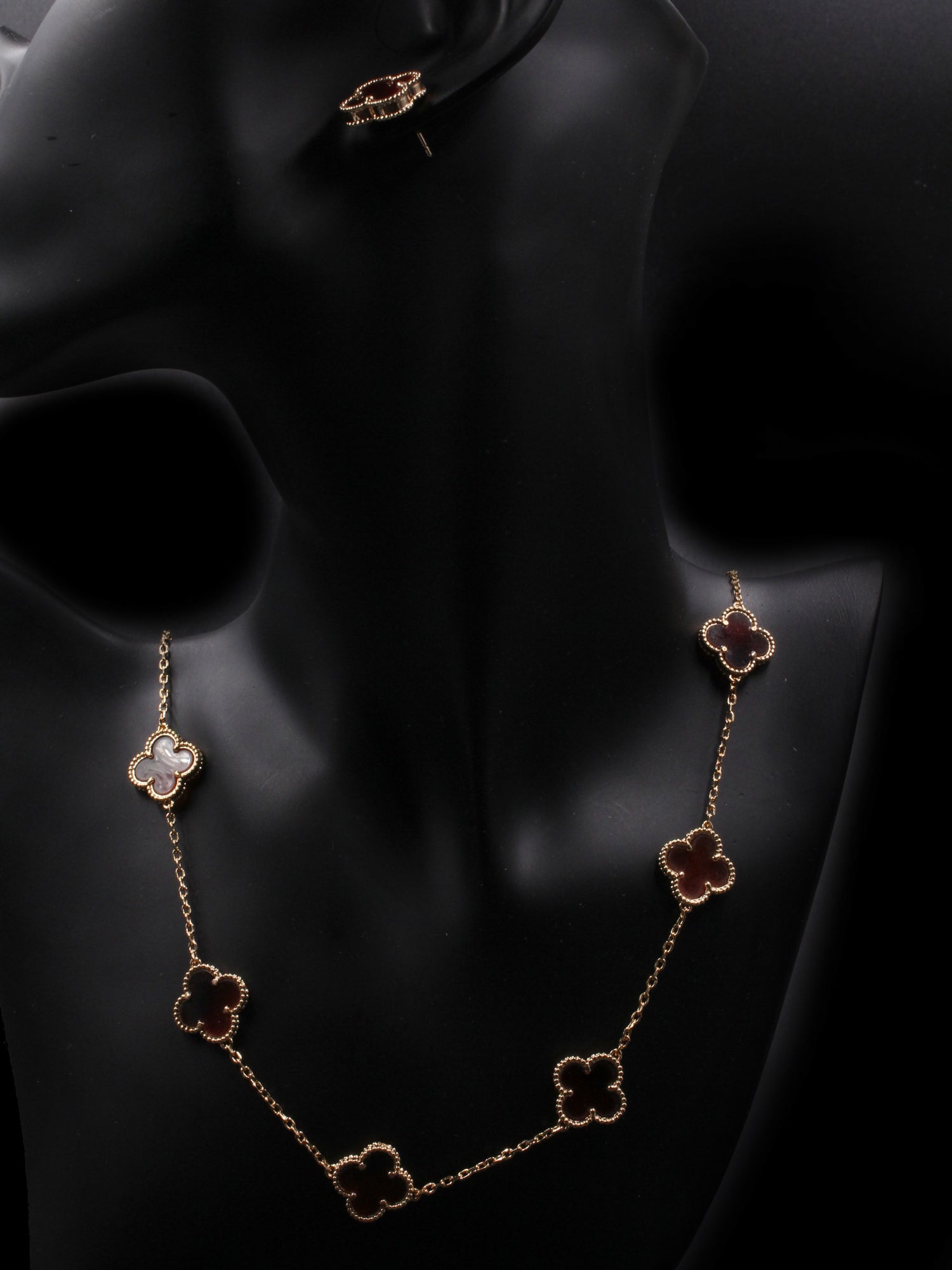 طقم فان كليف 10 وردات روز قولد اطقم van cleef بني روز قولد