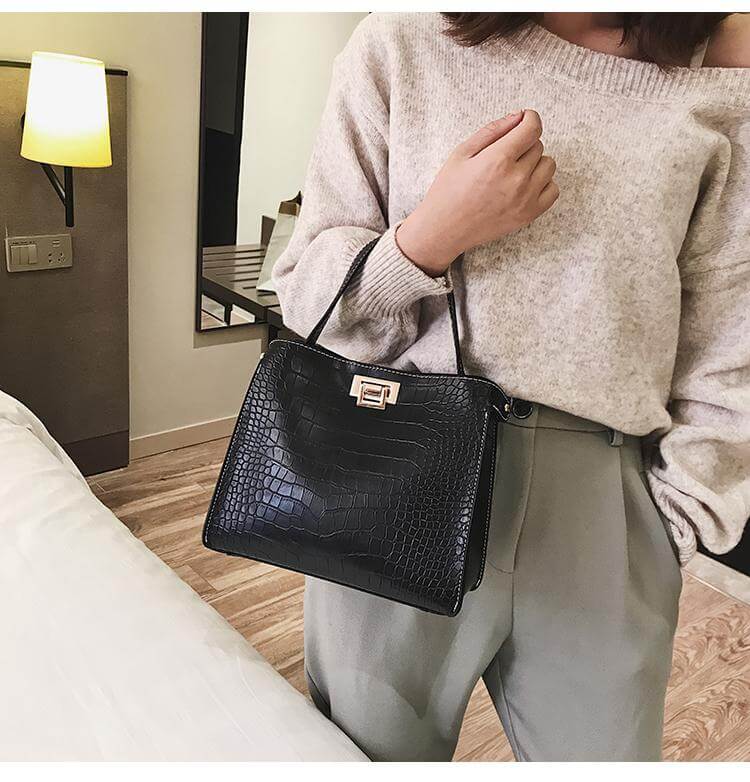 حقيبه باك اوف انيقه جلد تمساح شنط وحقائب شنط