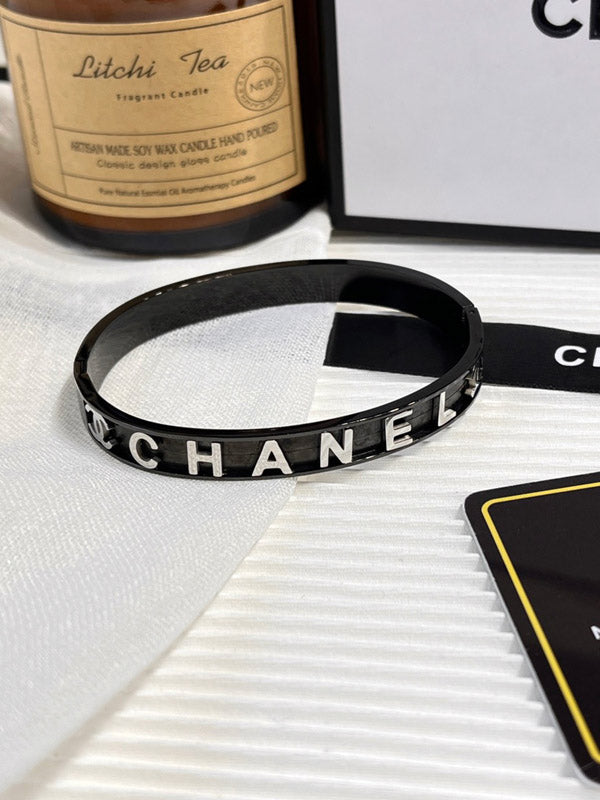 اسوارة شانيل بلاك ادشن لوقو اسواره chanel ذهبي