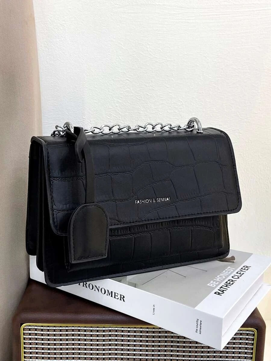 حقيبة مربعة جلد بسلسال فضي شنط وحقائب شنط