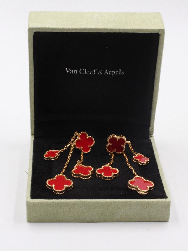 فان كليف حلق وردات صدف طبيعي حلق van cleef