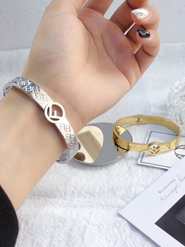 اسوارة فندي قولد سبرينق اسواره fendi