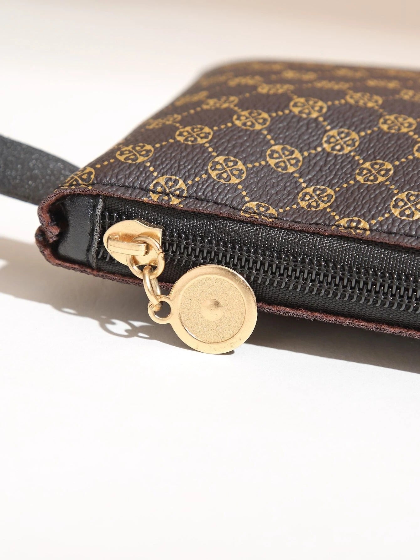 حقيبة كلاتش صغيره شنط وحقائب شنط