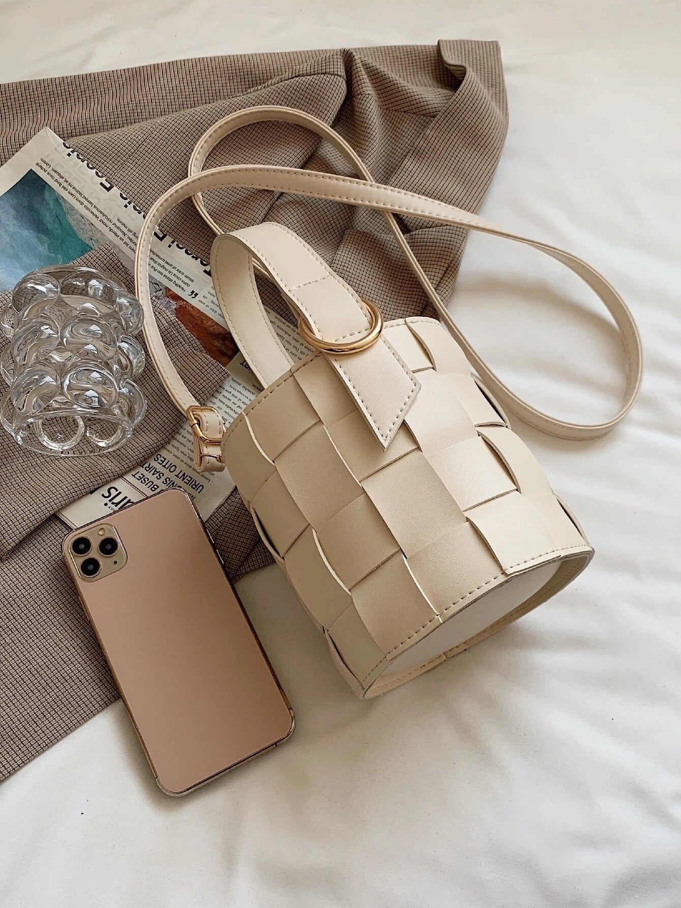 حقيبة دلو برباط ميني شنط وحقائب شنط