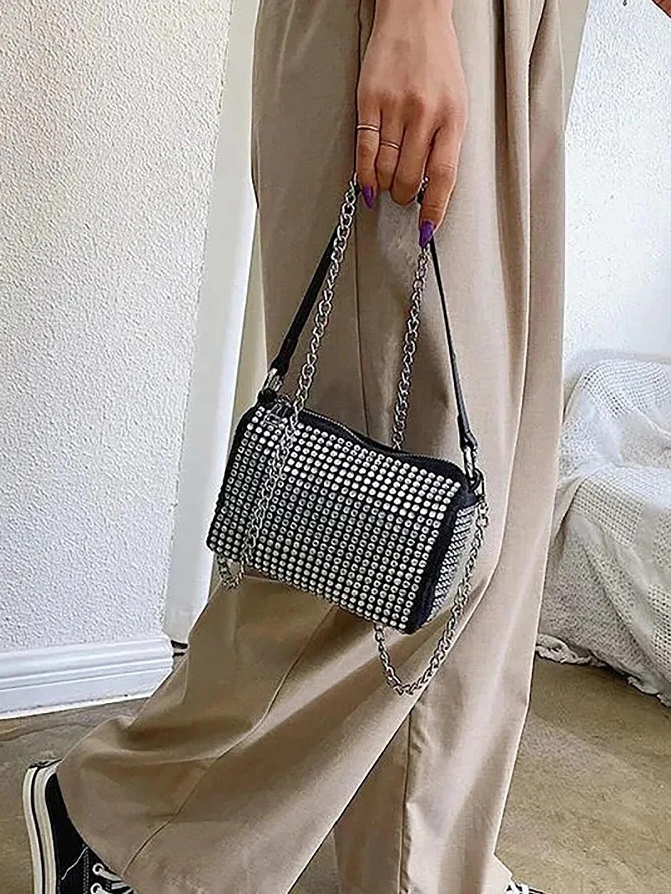 حقيبة مربعة سهره من القماش والكريستال شنط وحقائب شنط